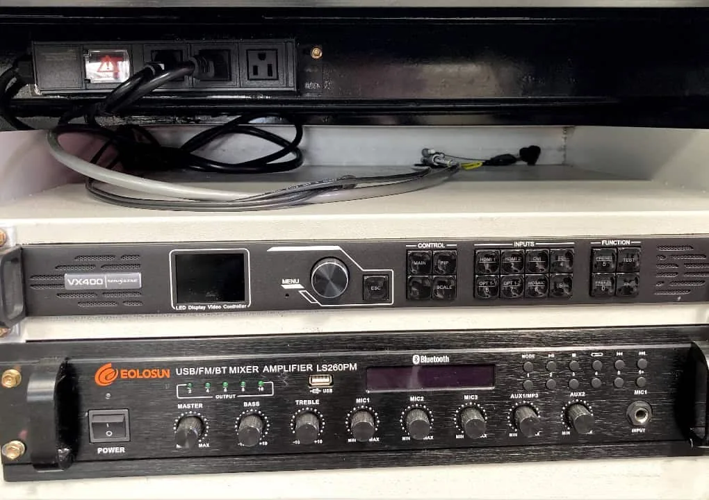NovaStar VX400 video processor installed in the MOBO MB-15 trailer control bay
