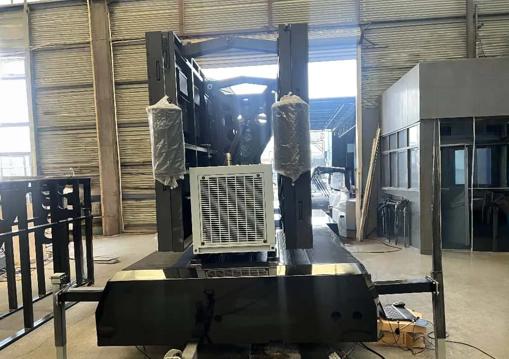 Onboard super-silent generator installed on the MOBO MB-28 LED trailer