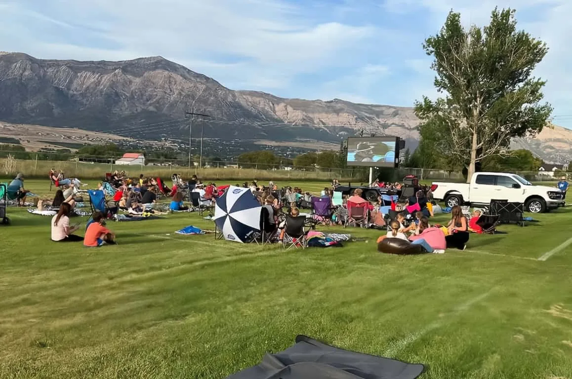 MOBO MB-5D LED screen trailer at an outdoor movie night in Utah